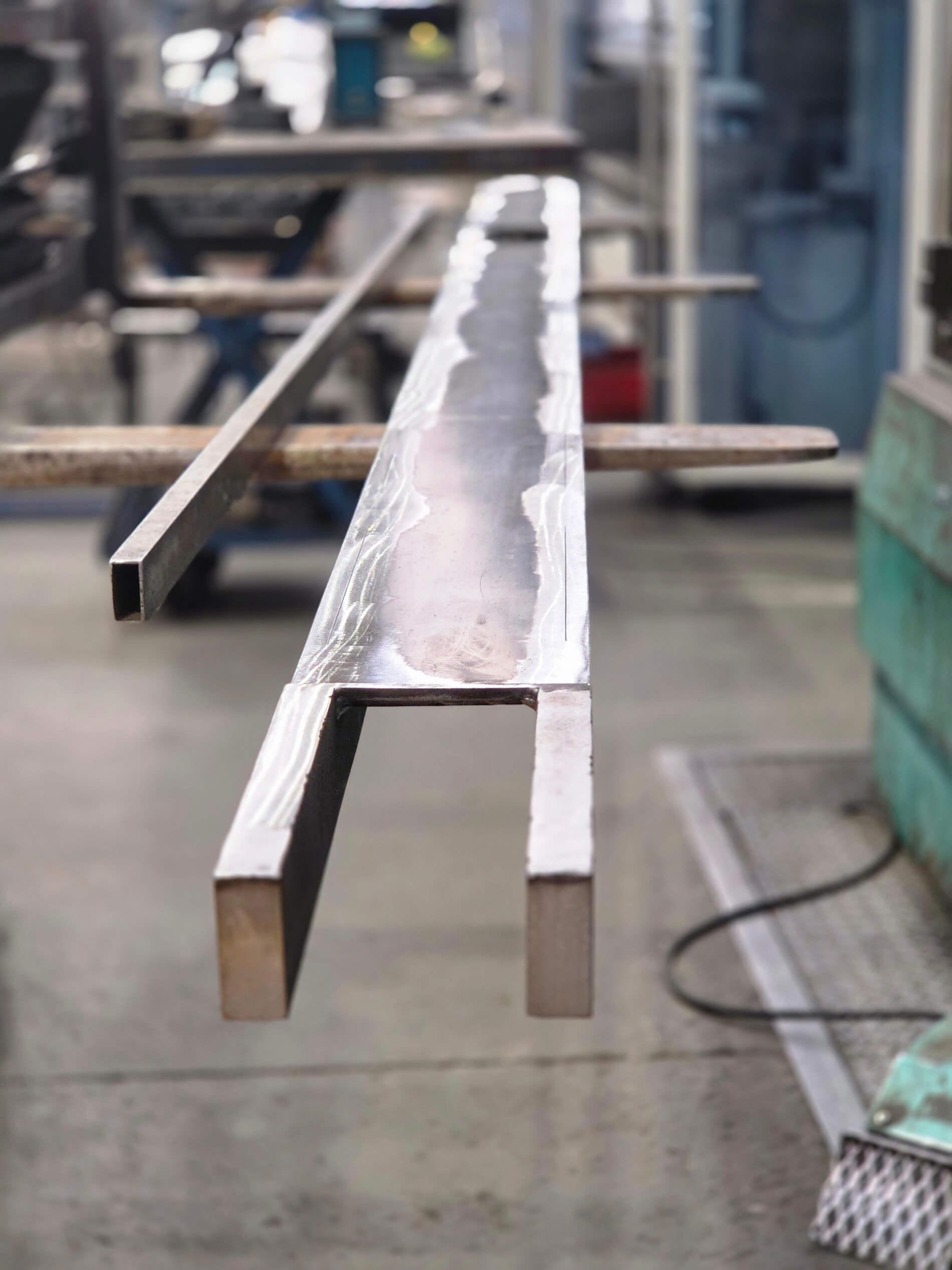 Transpalette avec grandes fourches