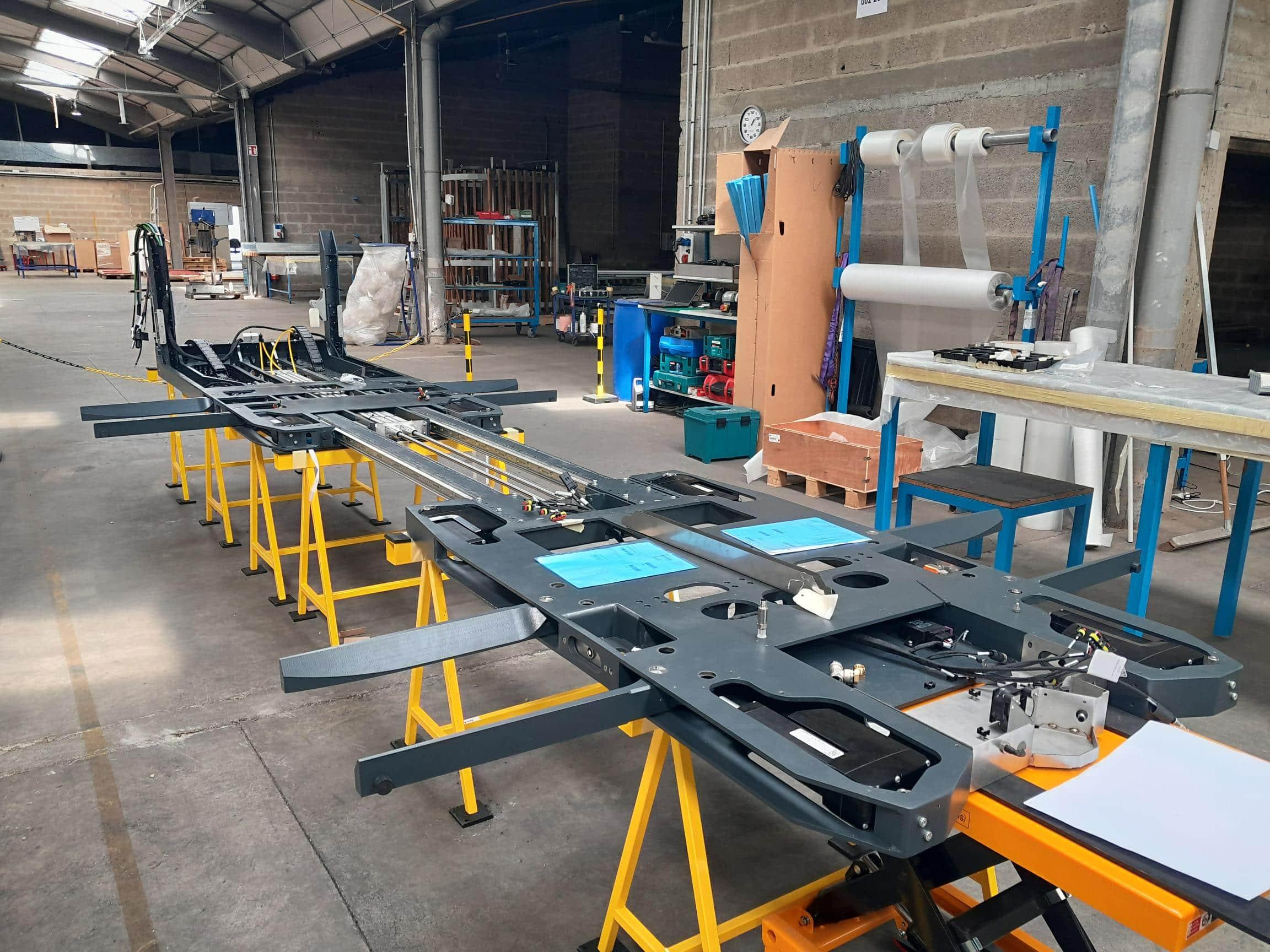châssis acier grenaillé et peint pour robot de stationnement
