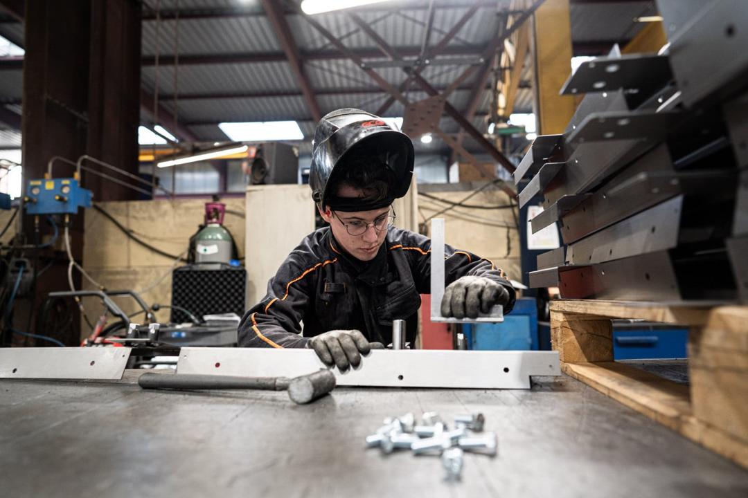 Qu’est-ce que la chaudronnerie industrielle ? Définition, procédés et domaines d’application